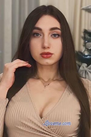 225598 - Nataliia Age: 25 - Ukraine