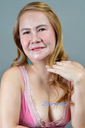 Philippines women