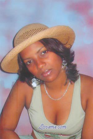 82096 - Paola Age: 34 - Colombia